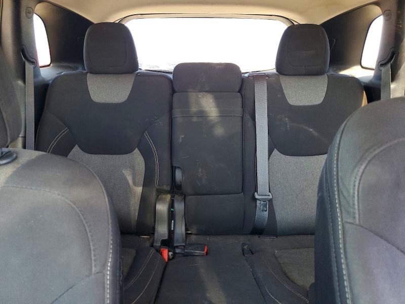 63576306 :رقم المزاد ، 1C4PJMCS7EW151695 vin ، 2014 Jeep Cherokee مزاد بيع