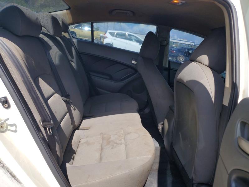 2017 Kia Forte მანქანა იყიდება აუქციონზე, vin: 3KPFK4A77HE107637, აუქციონის ნომერი: 64674726
