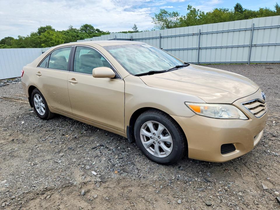 63927616 :رقم المزاد ، 4T1BF3EK1BU679898 vin ، 2011 Toyota Camry مزاد بيع