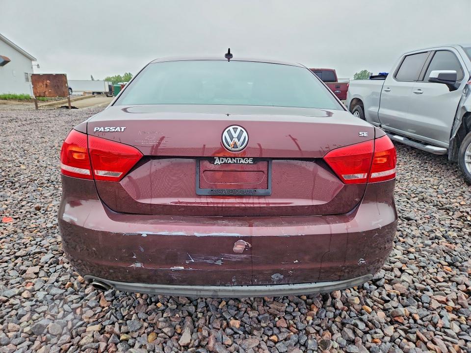 65653626 :رقم المزاد ، 1VWBH7A39CC051368 vin ، 2012 Volkswagen Passat مزاد بيع
