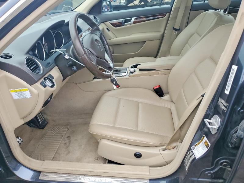 2014 Mercedes-benz C მანქანა იყიდება აუქციონზე, vin: WDDGF8AB4EA892983, აუქციონის ნომერი: 64554386