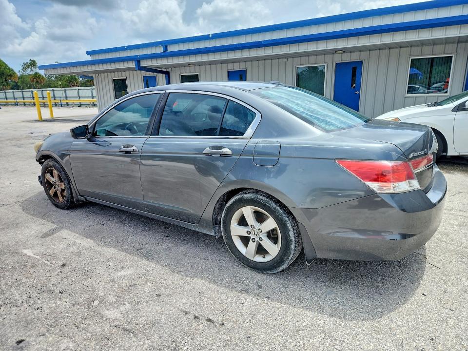 2011 Honda Accord მანქანა იყიდება აუქციონზე, vin: 1HGCP2F88BA072452, აუქციონის ნომერი: 63355936