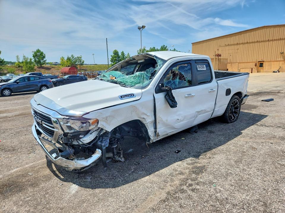 2019 Ram 1500 მანქანა იყიდება აუქციონზე, vin: 1C6RREBG1KN684087, აუქციონის ნომერი: 66420606