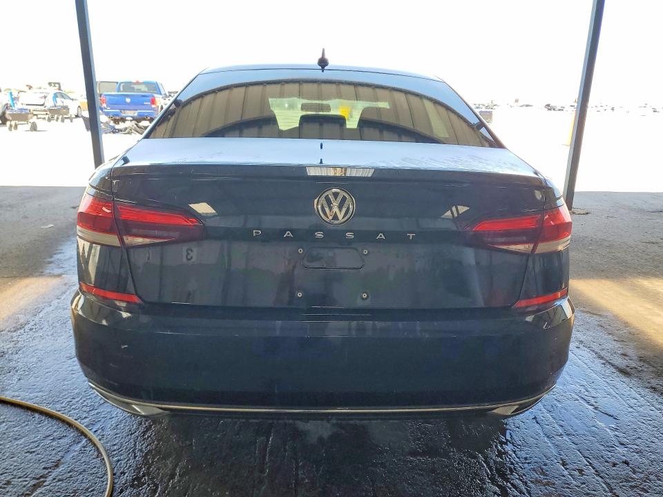 Продажа на аукционе авто 2021 Volkswagen Passat, vin: 1VWAA7A38MC012806, номер лота: 66843116