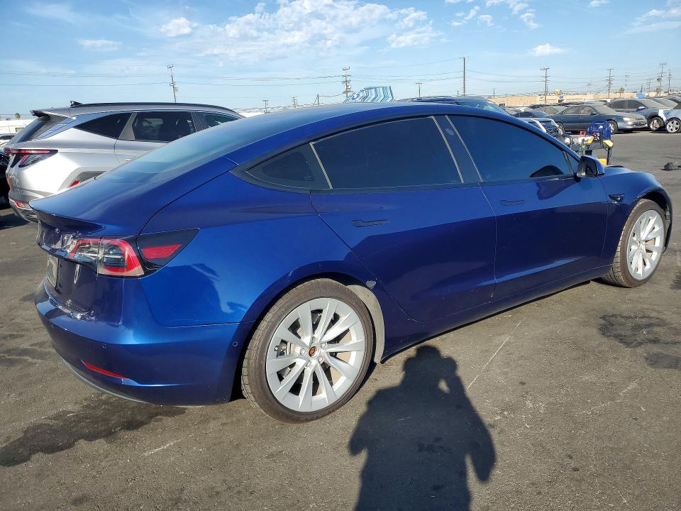 65823306 :رقم المزاد ، 5YJ3E1EA4NF142947 vin ، 2022 Tesla Model 3 مزاد بيع