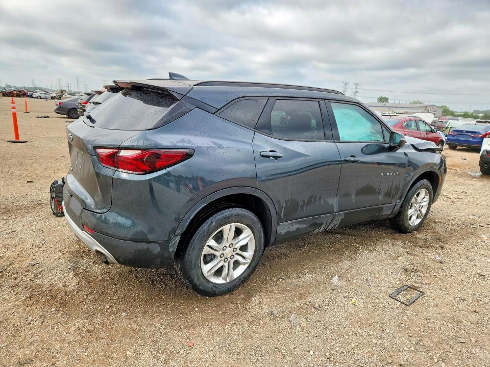 66210356 :رقم المزاد ، 3GNKBGRS5KS675121 vin ، 2019 Chevrolet Blazer مزاد بيع
