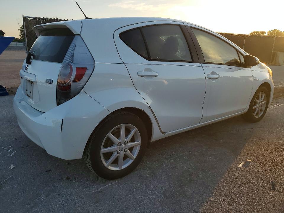 Aukcja sprzedaży 2012 Toyota Prius C, vin: JTDKDTB31C1508854, numer aukcji: 64615256