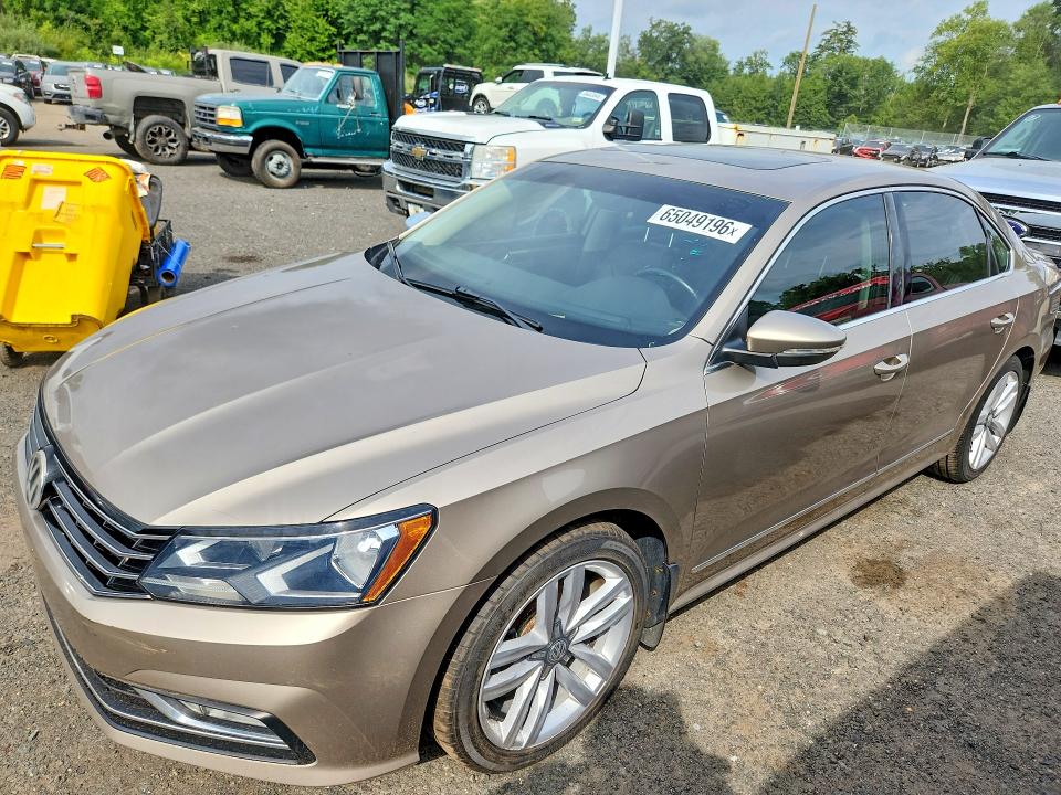 65049196 :رقم المزاد ، 1VWCT7A39GC031632 vin ، 2016 Volkswagen Passat مزاد بيع