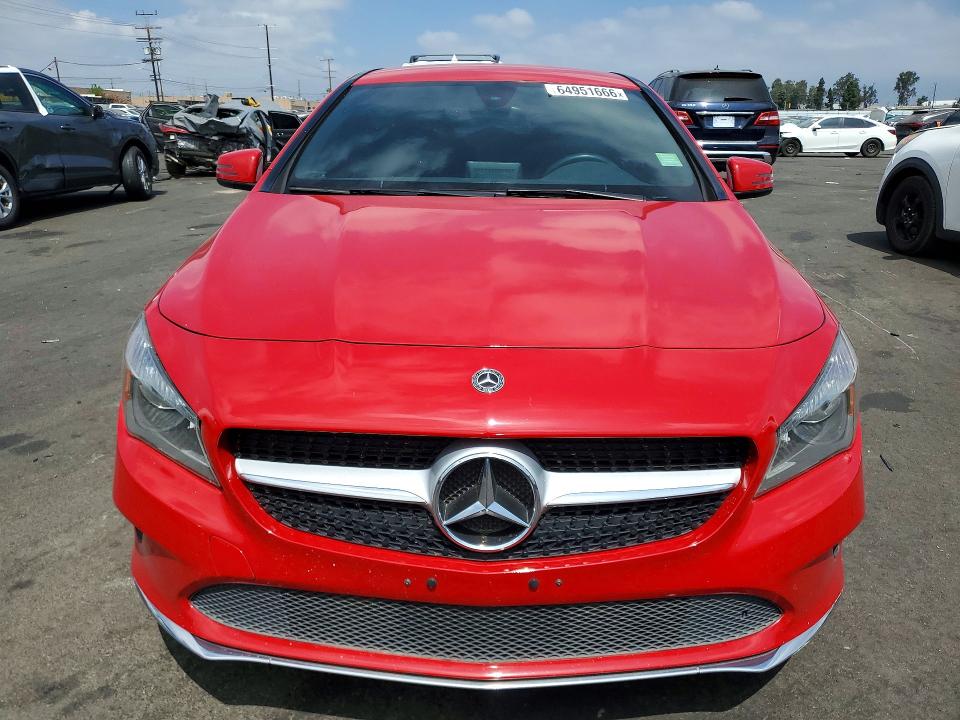 64951666 :رقم المزاد ، WDDSJ4EB5JN604385 vin ، 2018 Mercedes-benz Cla مزاد بيع