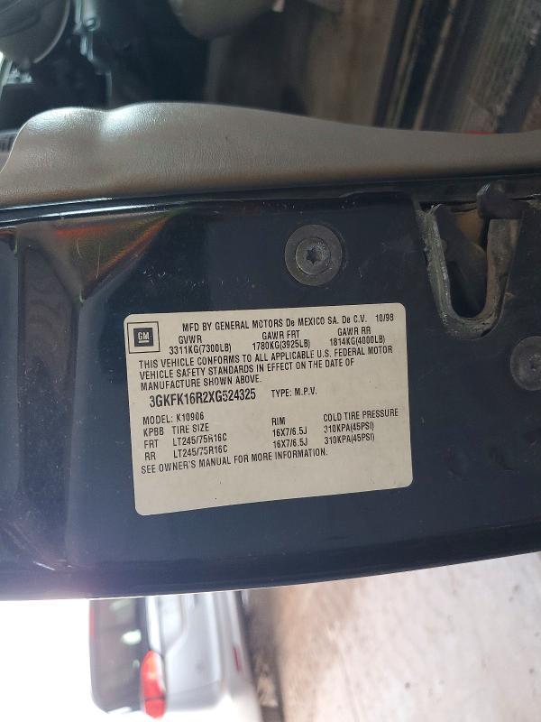 1999 Gmc Suburban მანქანა იყიდება აუქციონზე, vin: 3GKFK16R2XG524325, აუქციონის ნომერი: 65141046