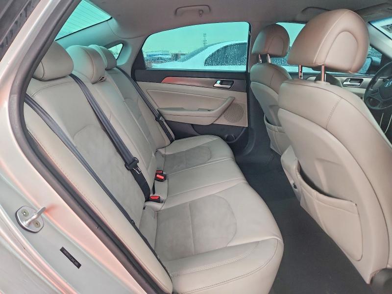 63558896 :رقم المزاد ، 5NPE34AF2FH046464 vin ، 2015 Hyundai Sonata مزاد بيع