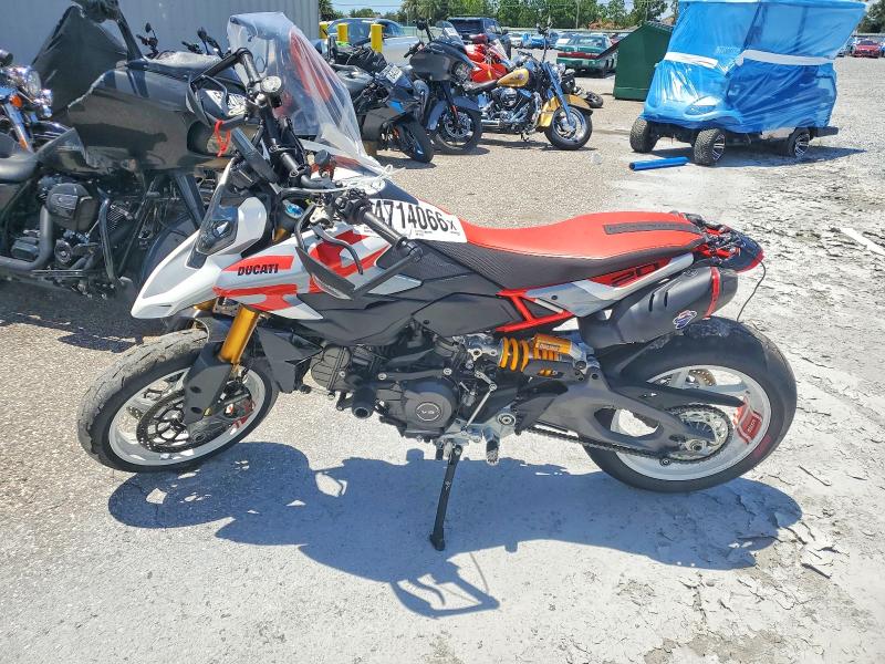 Продаж на аукціоні авто 2026 Ducati Hypermotard, vin: ZDMBAU8T3TB001362, номер лоту: 64714066