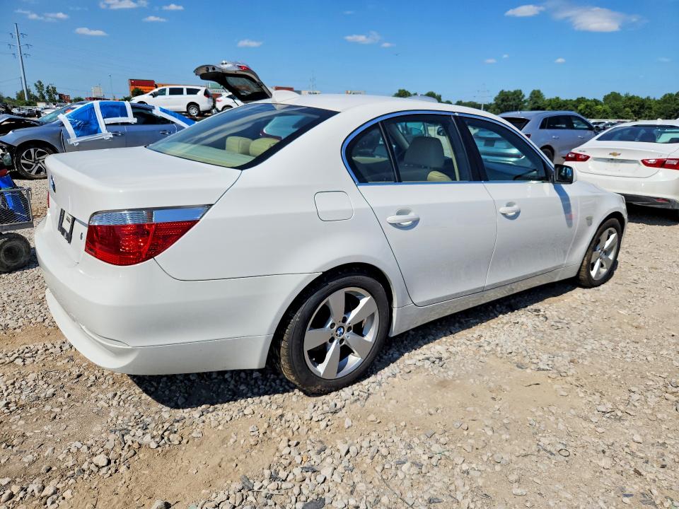 Продажа на аукционе авто 2007 Bmw 525, vin: WBANF335X7CS41454, номер лота: 63265126
