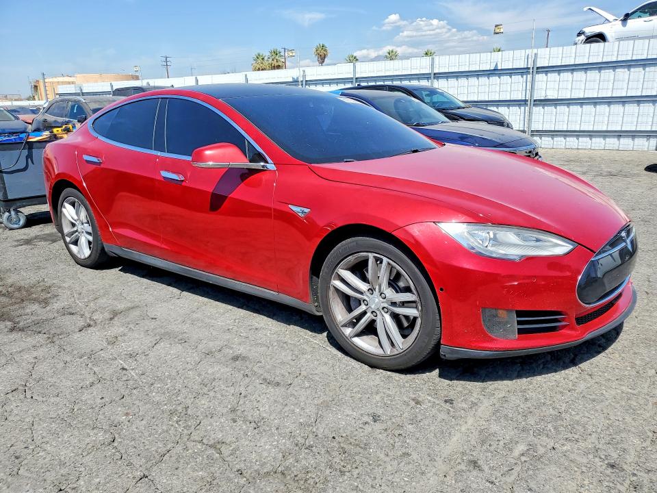 2014 Tesla Model S მანქანა იყიდება აუქციონზე, vin: 5YJSA1S14EFP29449, აუქციონის ნომერი: 66379206