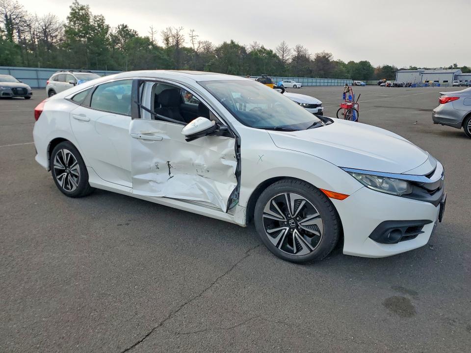 2016 Honda Civic მანქანა იყიდება აუქციონზე, vin: 19XFC1F36GE211021, აუქციონის ნომერი: 64035526