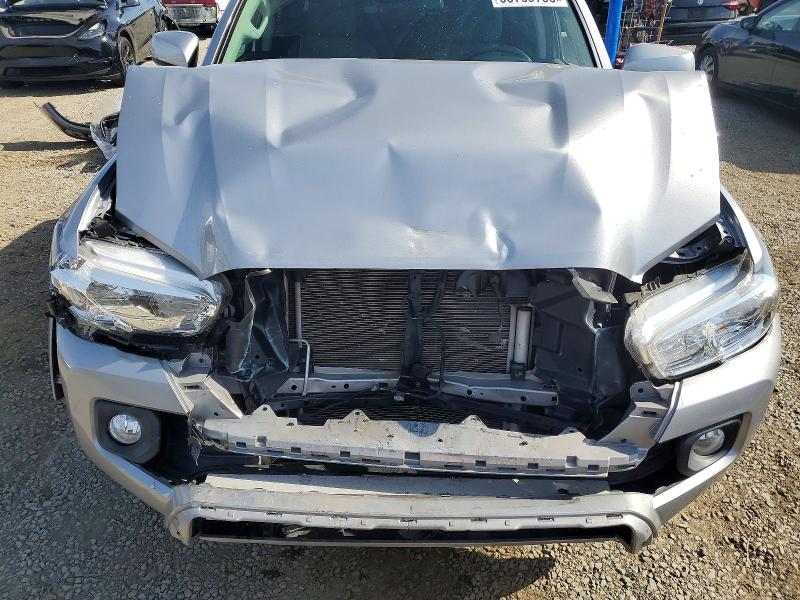 63759706 :رقم المزاد ، 5TFAZ5CN5MX114555 vin ، 2021 Toyota Tacoma مزاد بيع