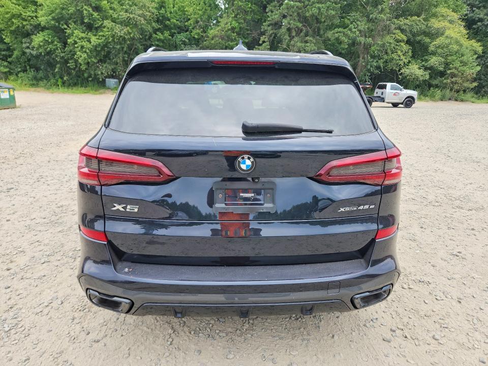 61449866 :رقم المزاد ، 5UXTA6C09M9F27286 vin ، 2021 Bmw X5 مزاد بيع