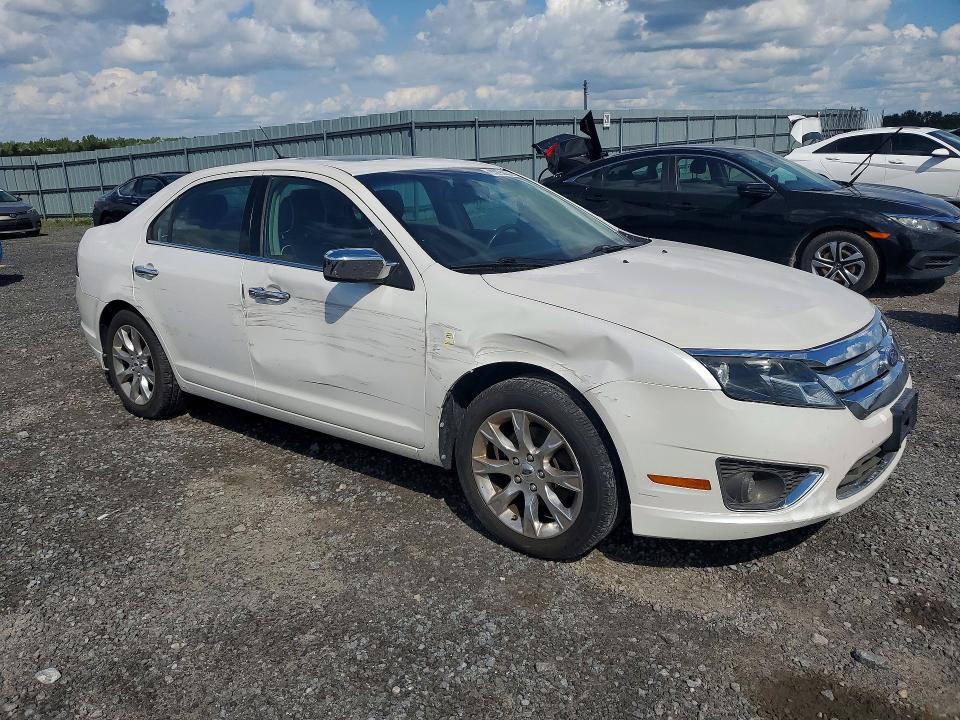 65690856 :رقم المزاد ، 3FAHP0JG0BR118357 vin ، 2011 Ford Fusion مزاد بيع