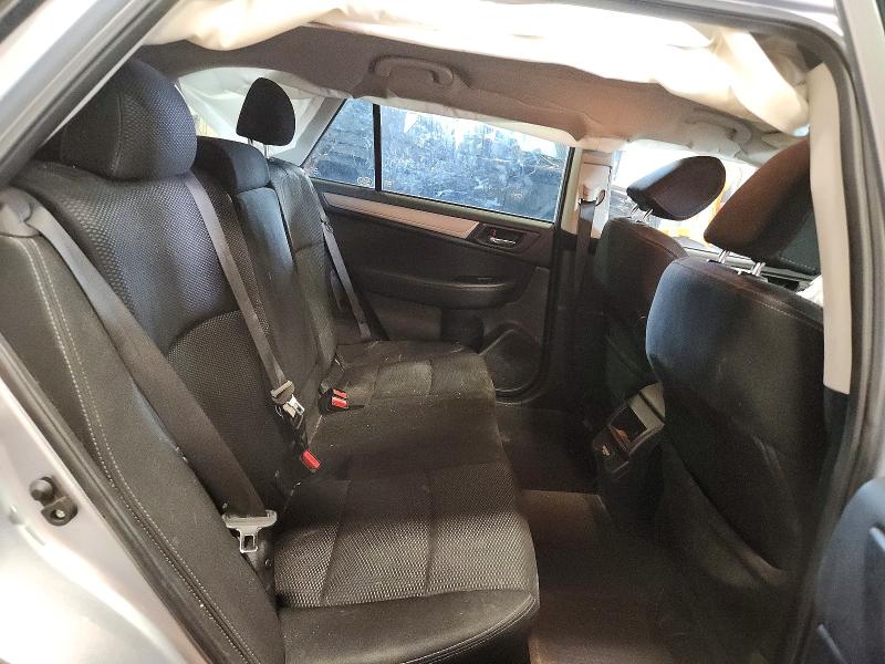 63734136 :رقم المزاد ، 4S4BSACC1J3379410 vin ، 2018 Subaru Outback مزاد بيع