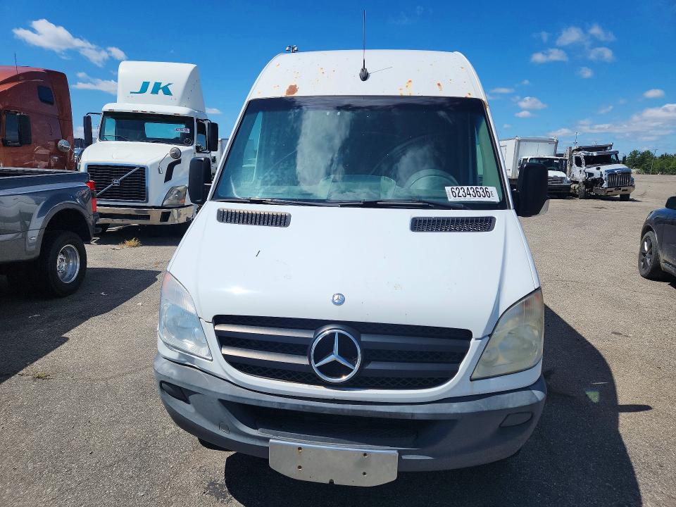 62343636 :رقم المزاد ، WD3PE8CC1C5671358 vin ، 2012 Mercedes-benz Sprinter مزاد بيع