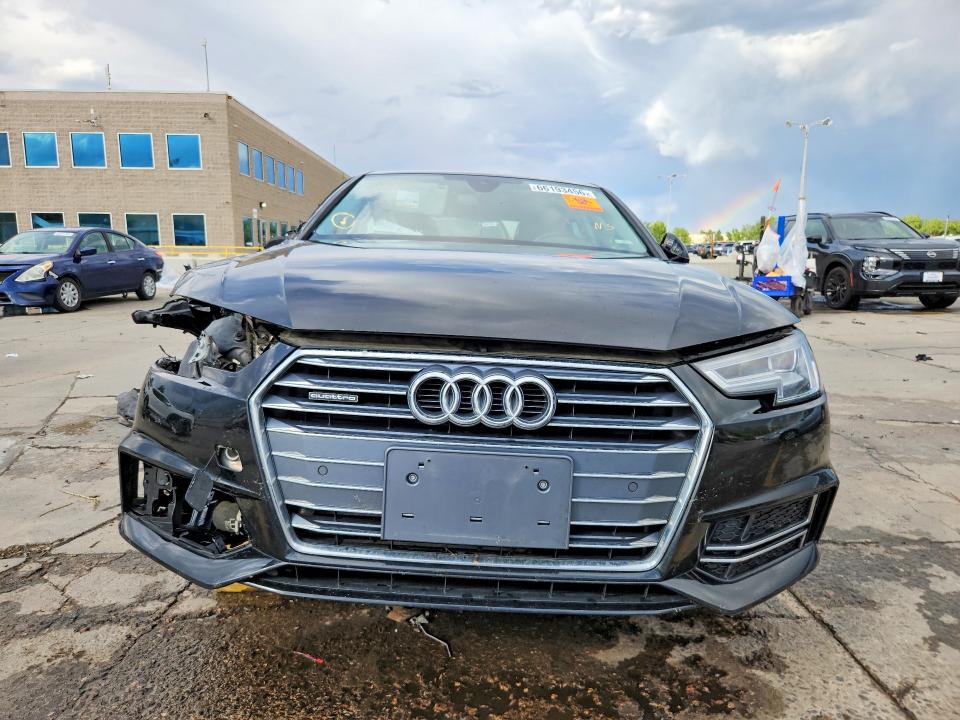 Продажа на аукционе авто 2018 Audi A4, vin: WAUENAF45JA137273, номер лота: 66193456