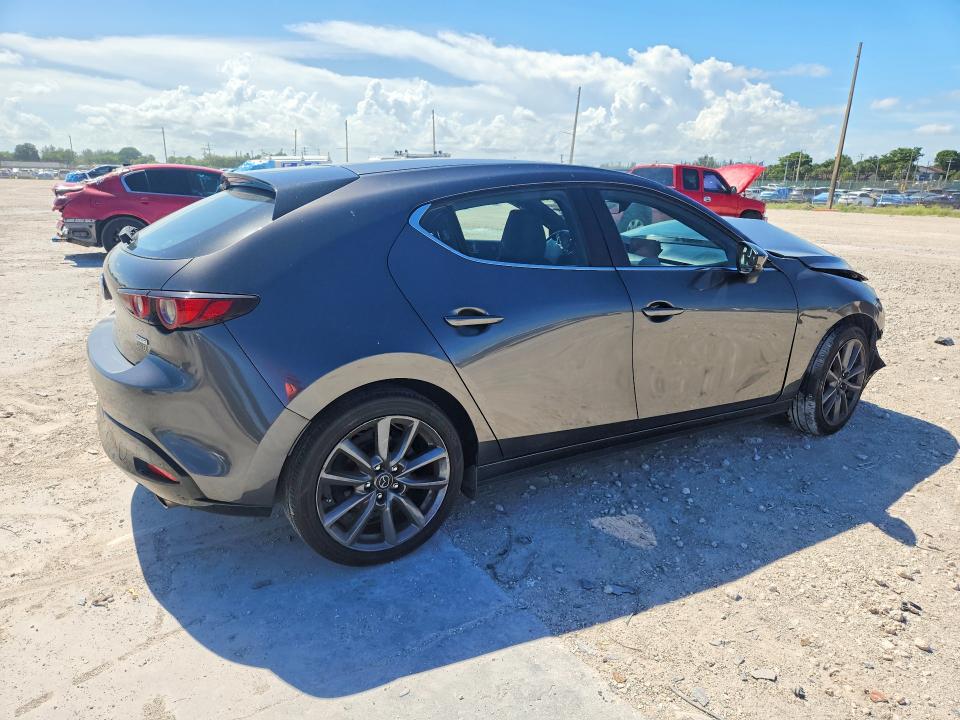 Продажа на аукционе авто 2021 Mazda 3, vin: JM1BPALL5M1400099, номер лота: 64676276