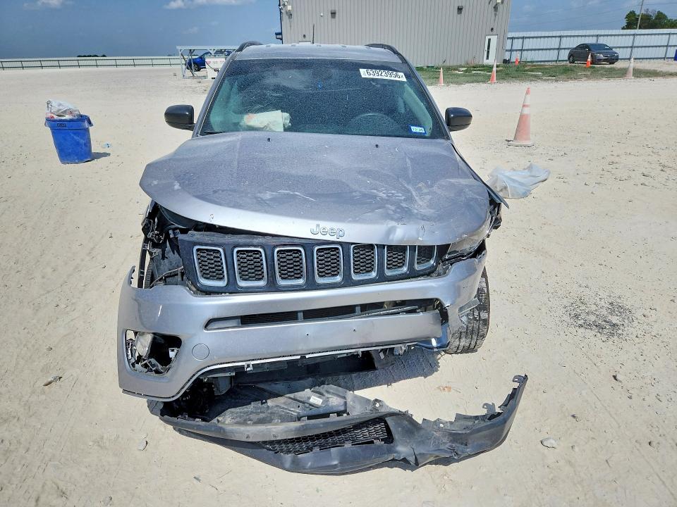 2019 Jeep Compass მანქანა იყიდება აუქციონზე, vin: 3C4NJCAB6KT769550, აუქციონის ნომერი: 63923956