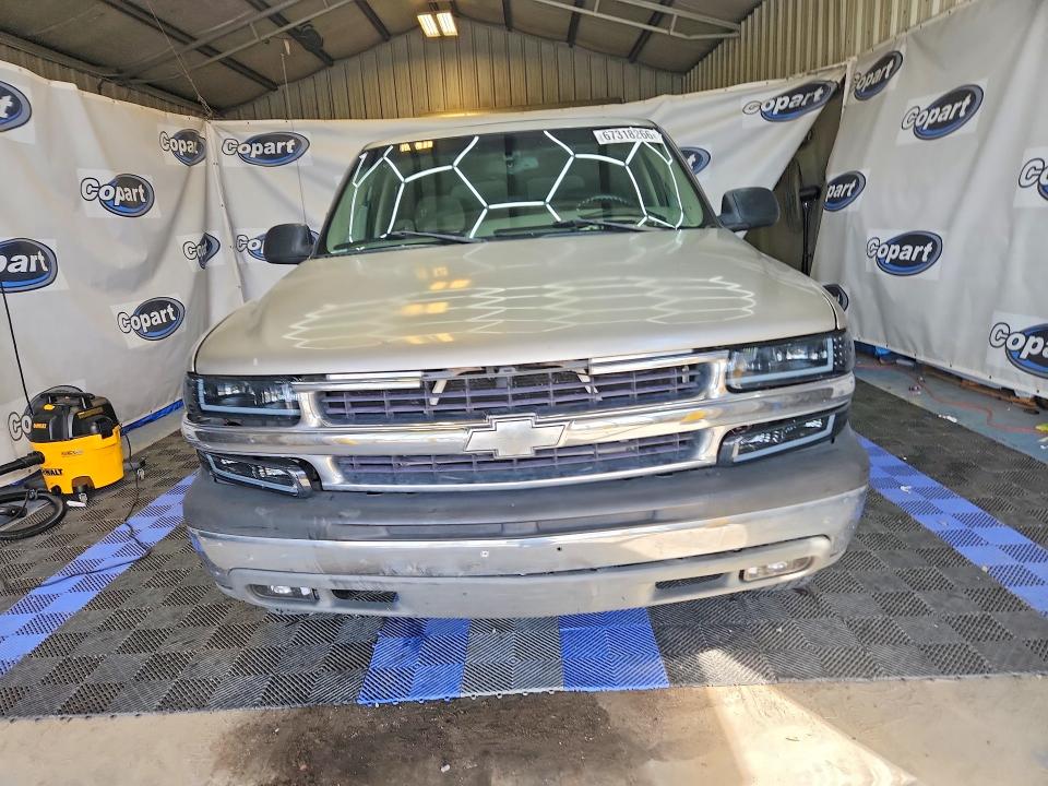 2002 Chevrolet Tahoe მანქანა იყიდება აუქციონზე, vin: 1GNEC13Z52R326993, აუქციონის ნომერი: 67318266
