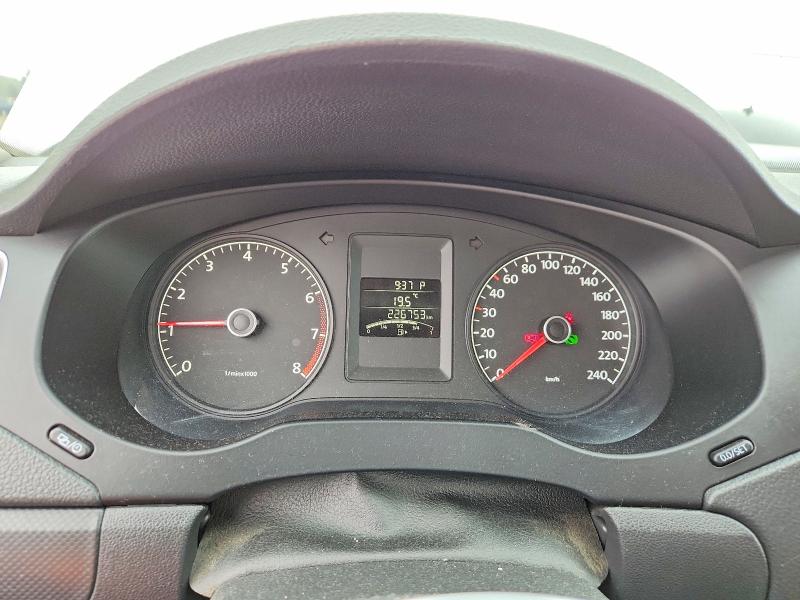 2013 Volkswagen Jetta მანქანა იყიდება აუქციონზე, vin: 3VW2K7AJ4DM443867, აუქციონის ნომერი: 64727496
