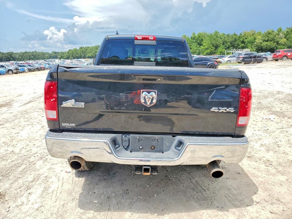 63833396 :رقم المزاد ، 1C6RR7GTXJS241907 vin ، 2018 Ram 1500 مزاد بيع