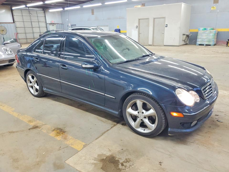 2005 Mercedes-benz C მანქანა იყიდება აუქციონზე, vin: WDBRF40J55F658101, აუქციონის ნომერი: 64368716