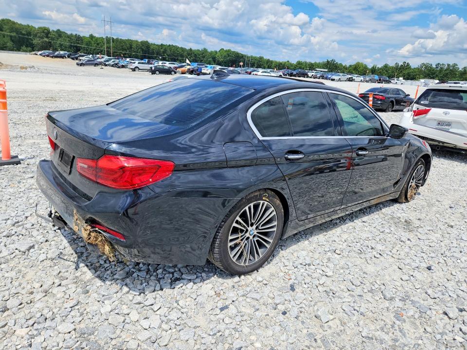 63563856 :رقم المزاد ، WBAJE7C35HG888636 vin ، 2017 Bmw 540 مزاد بيع