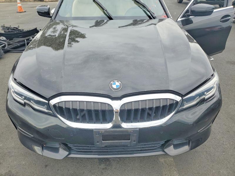 66986156 :رقم المزاد ، 3MW5R1J03M8C09550 vin ، 2021 Bmw 330i مزاد بيع