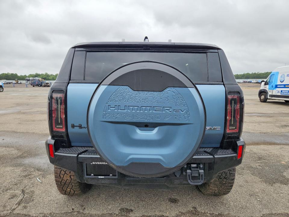 Продажа на аукционе авто 2024 Gmc Hummer Suv, vin: 1GKB0SDC5RU111002, номер лота: 65868186