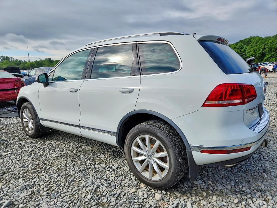 Aukcja sprzedaży 2016 Volkswagen Touareg, vin: WVGEF9BP9GD006400, numer aukcji: 63783556