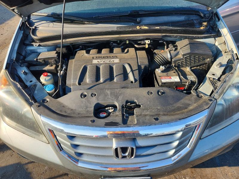 67074126 :رقم المزاد ، 5FNRL3H7XAB080816 vin ، 2010 Honda Odyssey مزاد بيع