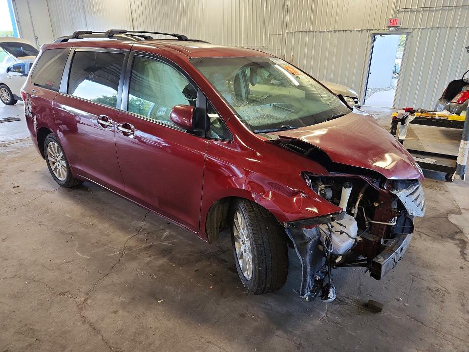 Aukcja sprzedaży 2015 Toyota Sienna, vin: 5TDDK3DCXFS123697, numer aukcji: 67155766