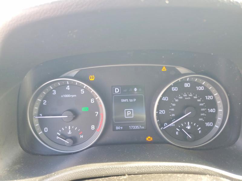 66825566 :رقم المزاد ، 5NPD84LF7HH020049 vin ، 2017 Hyundai Elantra مزاد بيع