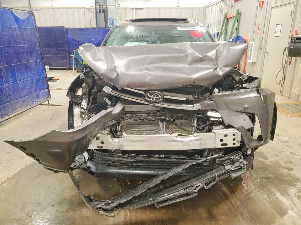 2019 Toyota Highlander მანქანა იყიდება აუქციონზე, vin: 5TDDZRFH0KS991726, აუქციონის ნომერი: 64056606