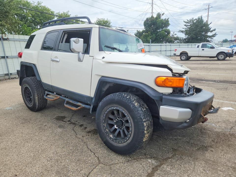 65369506 :رقم المزاد ، JTEBU4BF2DK157900 vin ، 2013 Toyota Fj Cruiser مزاد بيع