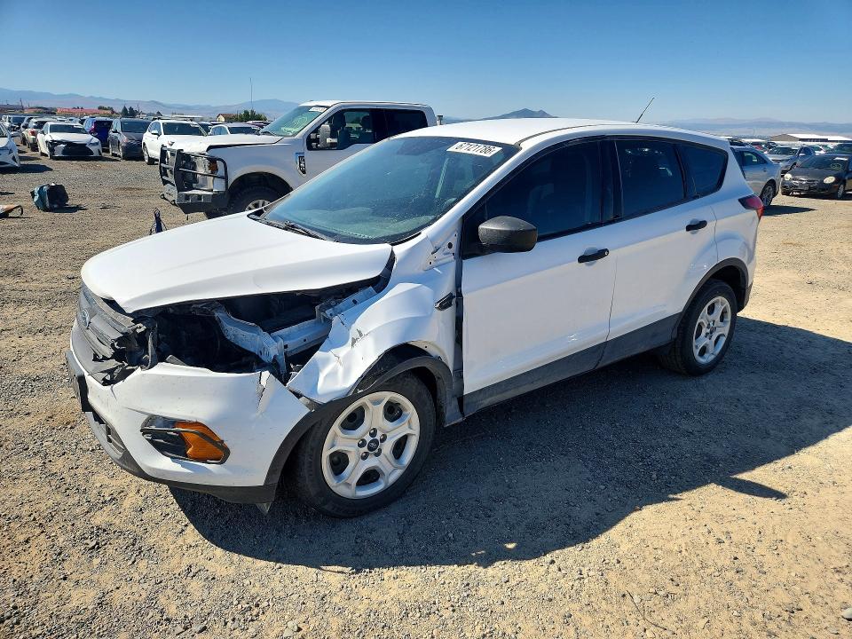 2019 Ford Escape მანქანა იყიდება აუქციონზე, vin: 1FMCU0F74KUC54114, აუქციონის ნომერი: 67121786