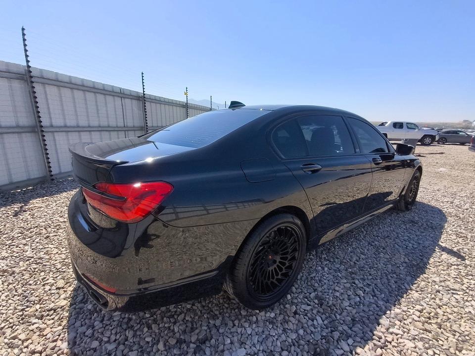 63597976 :رقم المزاد ، WBA7F2C57HG543734 vin ، 2017 Bmw Alpina B7 مزاد بيع