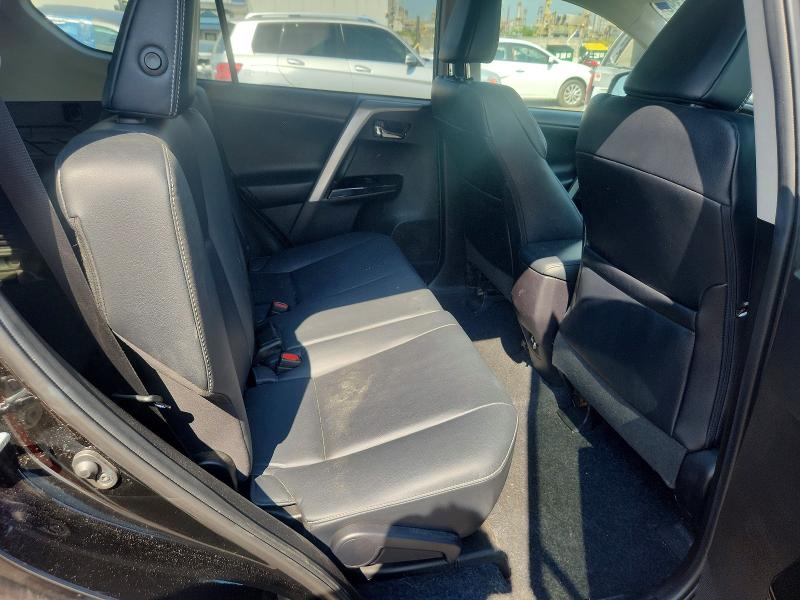 Продаж на аукціоні авто 2018 Toyota Rav4, vin: 2T3DFREV6JW715905, номер лоту: 63579396