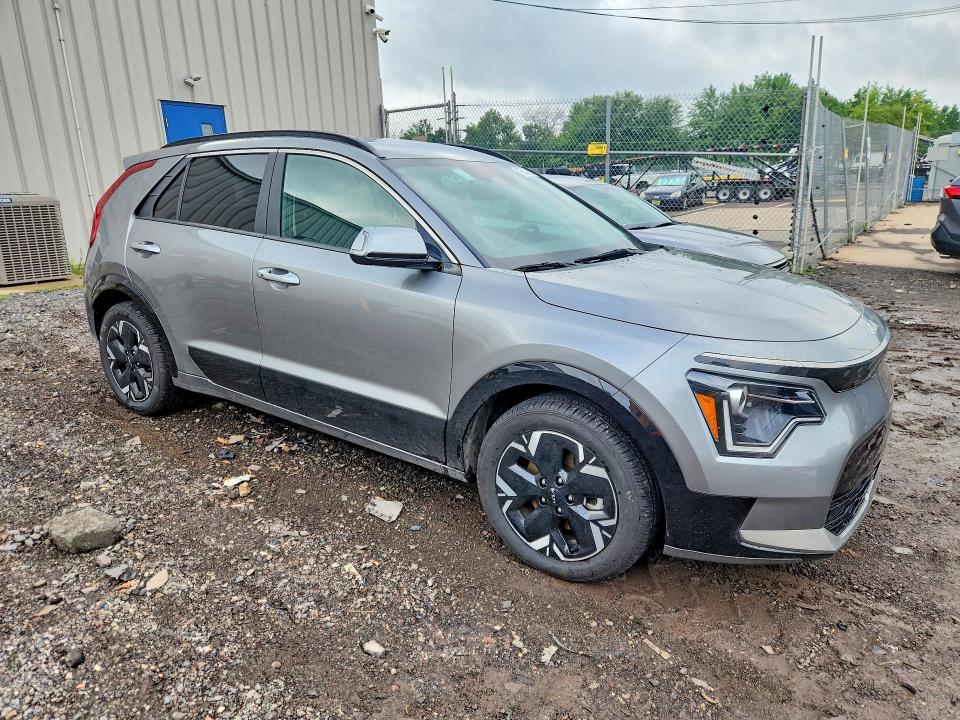 Продажа на аукционе авто 2024 Kia Niro, vin: KNDCR3L15R5114097, номер лота: 64129876