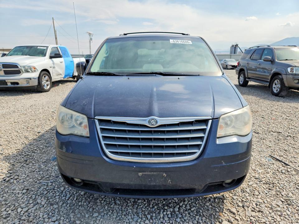Auction sale of the 2009 Chrysler Town & Country, vin: 2A8HR54139R663969, lot number: 63616686