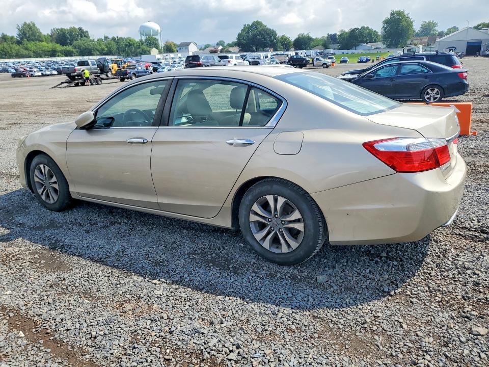 Продажа на аукционе авто 2015 Honda Accord, vin: 1HGCR2F30FA076015, номер лота: 64132076