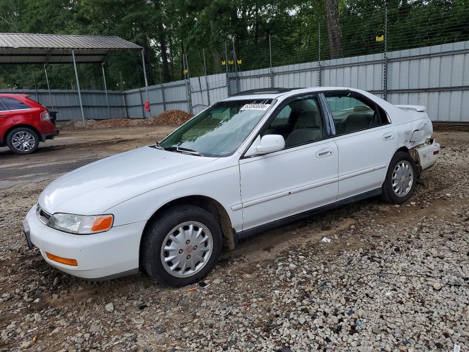 1996 Honda Accord მანქანა იყიდება აუქციონზე, vin: 1HGCD5650TA069871, აუქციონის ნომერი: 63593686