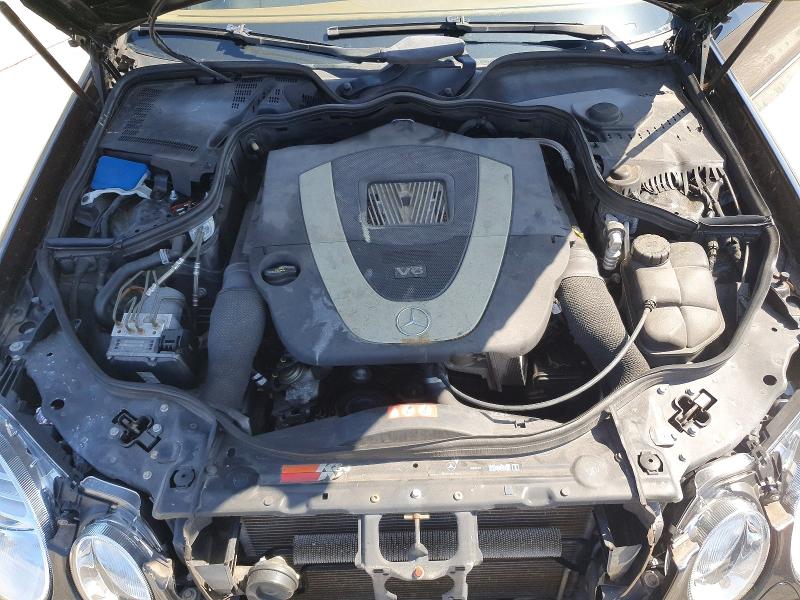 65128286 :رقم المزاد ، WDBUF56X48B291294 vin ، 2008 Mercedes-benz E مزاد بيع