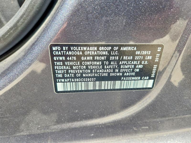 66217996 :رقم المزاد ، 1VWAP7A38DC029037 vin ، 2013 Volkswagen Passat مزاد بيع