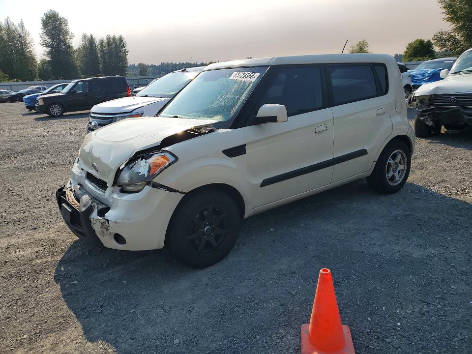 63720356 :رقم المزاد ، KNDJT2A21A7030897 vin ، 2010 Kia Soul مزاد بيع
